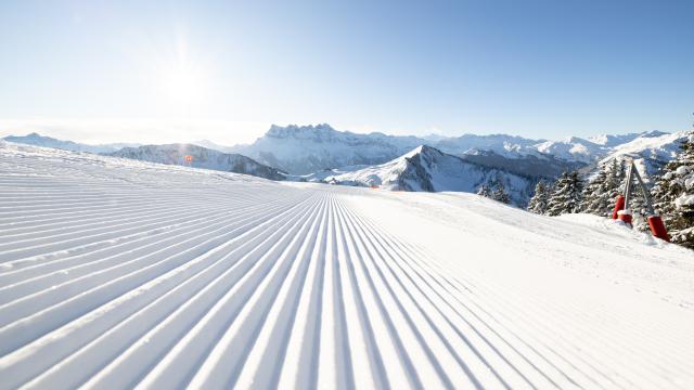 R51l8160 4k 3840px Evoq