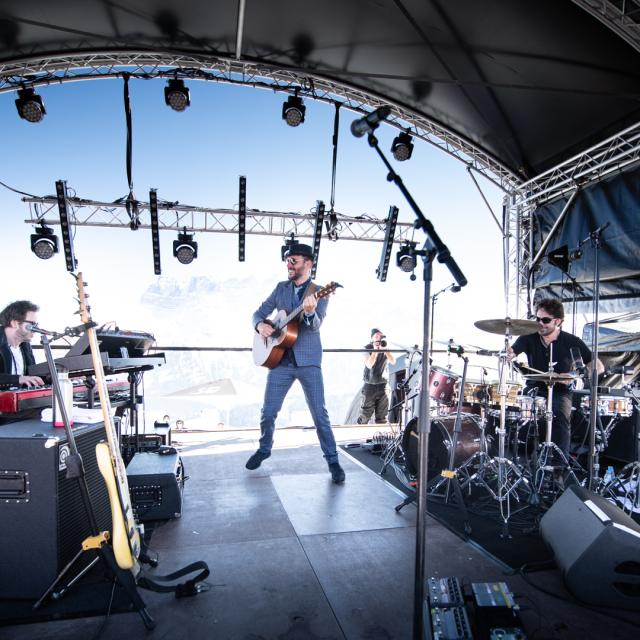 Jbb 2390 Event Litescape Media